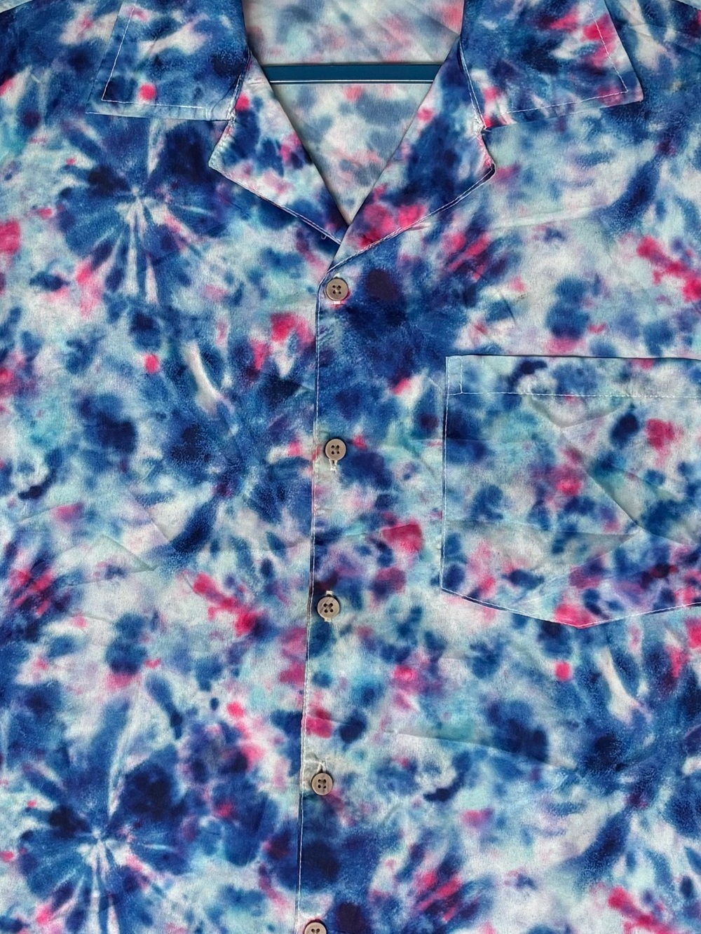 ALOHA CO Resort Wear Tie-Dye Camp Shirt Men’s M Blue Pink White Button Up - Picture 4 of 5